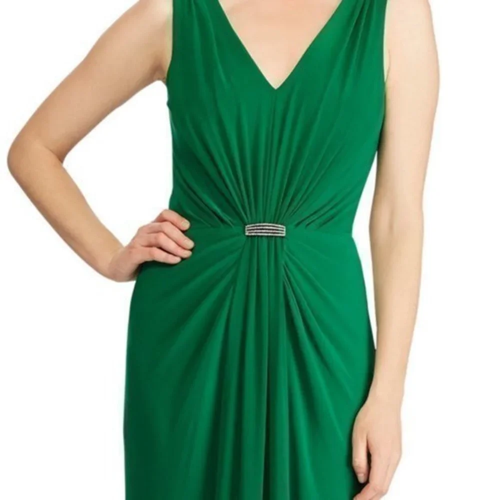 Ralph Lauren Sleeveless Rhinestone Gown Size 0 - Picture 8 of 9